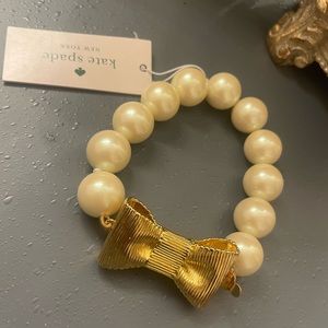 KATE SPADE • All Wrapped Up Pearl Bow Bracelet